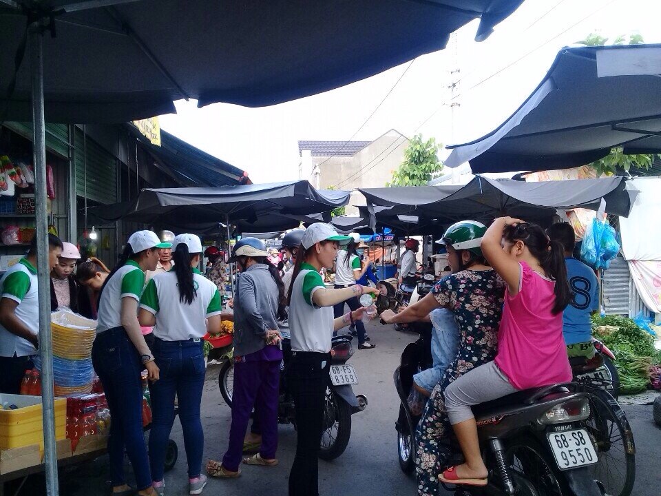 Chương trình tiếp cận khách hàng tại thị trường miền Tây